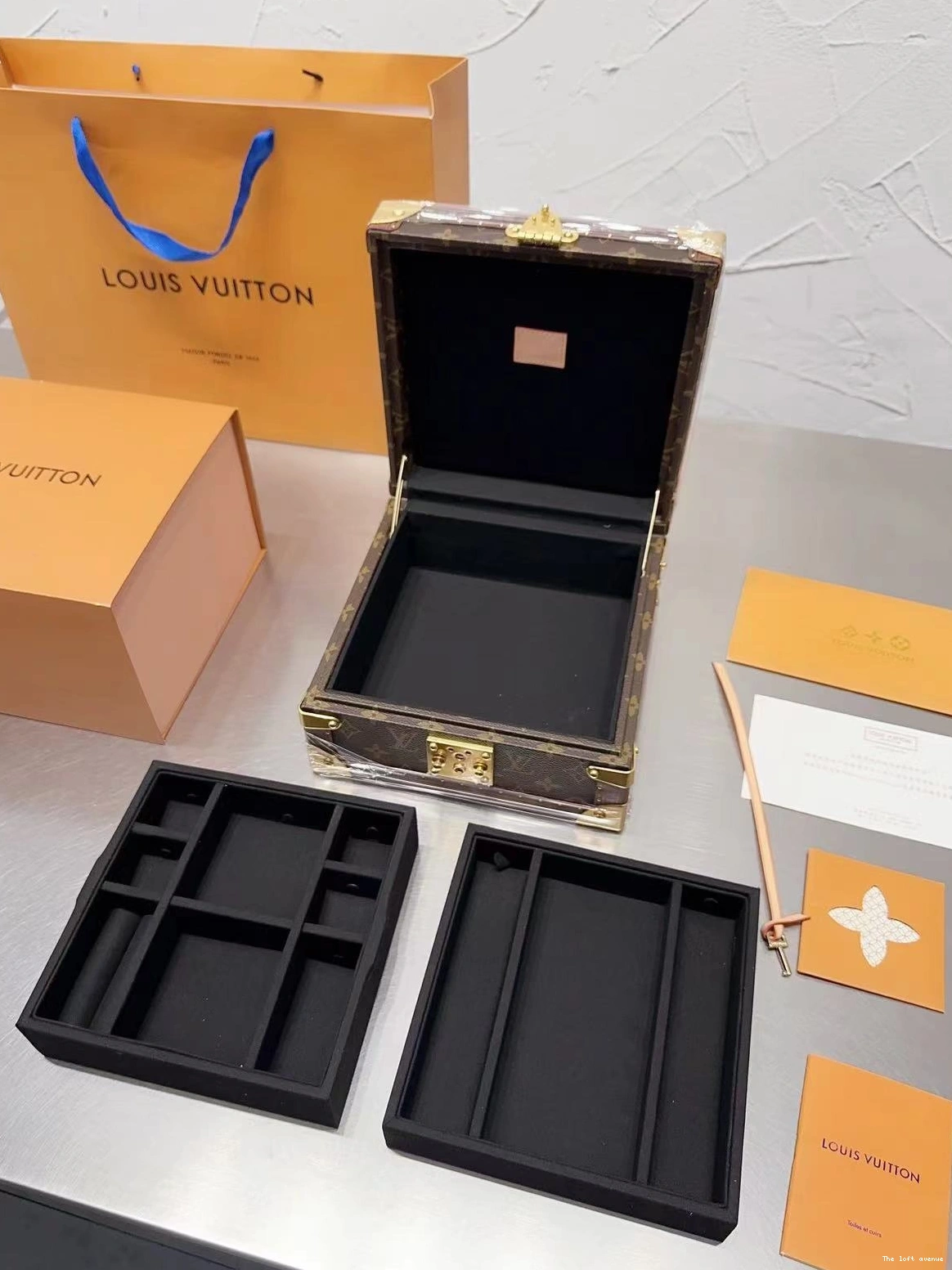 LV BOX CUSTOM JEWELRY 0807